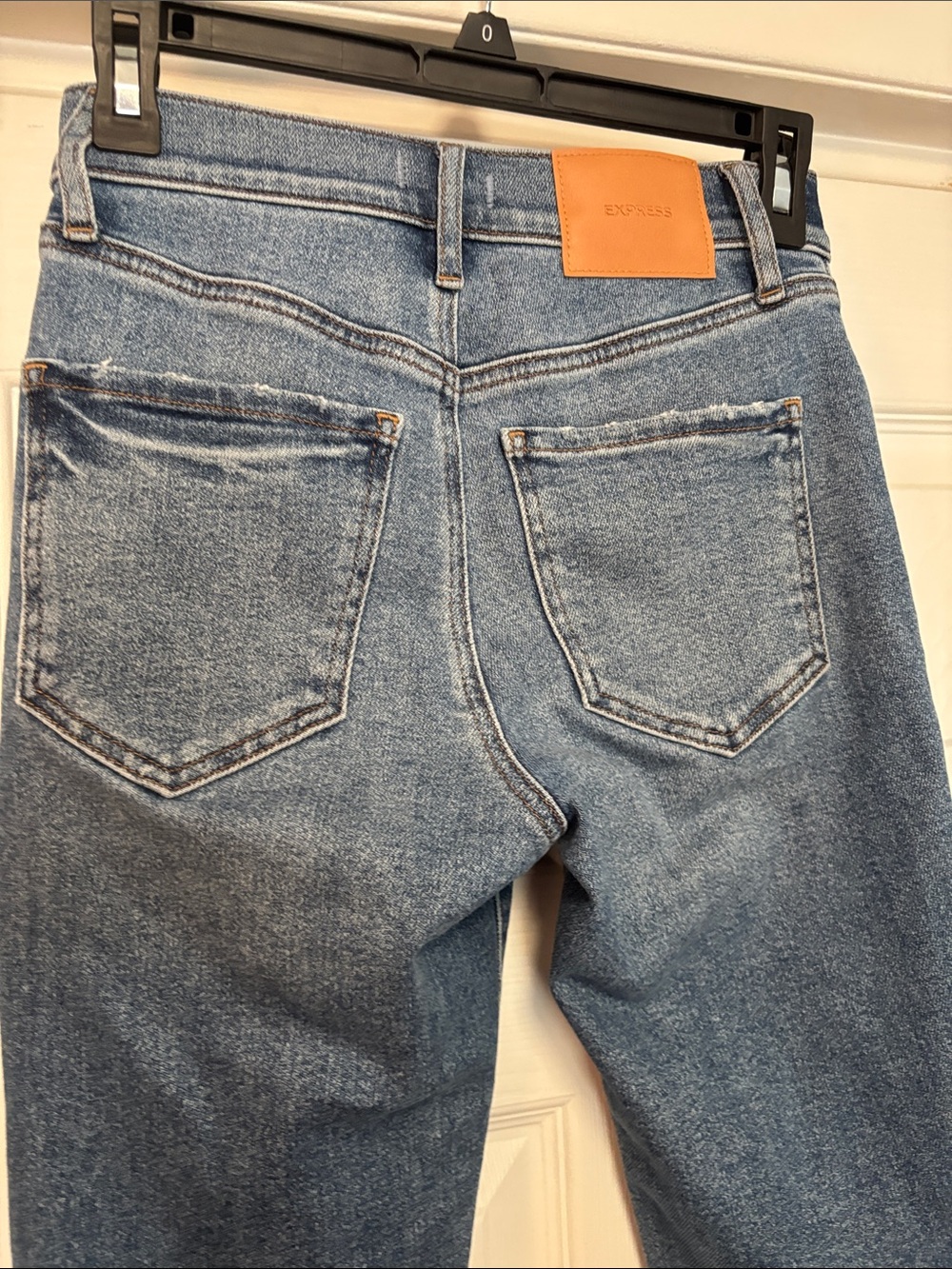 Express distressed skinny mid rise petite jeans - Picture 5 of 7